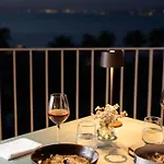 Domo20 & Rooftop Ξενοδοχείο