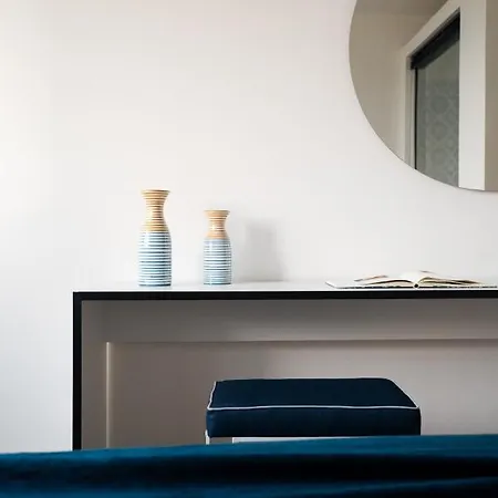 فندق Domo 20 & Rooftop فيكو إيكوينس