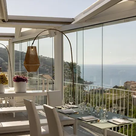 Domo 20 & Rooftop فندق 2*