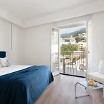 Domo20 Hotel&rooftop 3*
