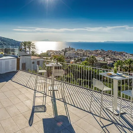 Domo 20 & Rooftop Hotel Vico Equense