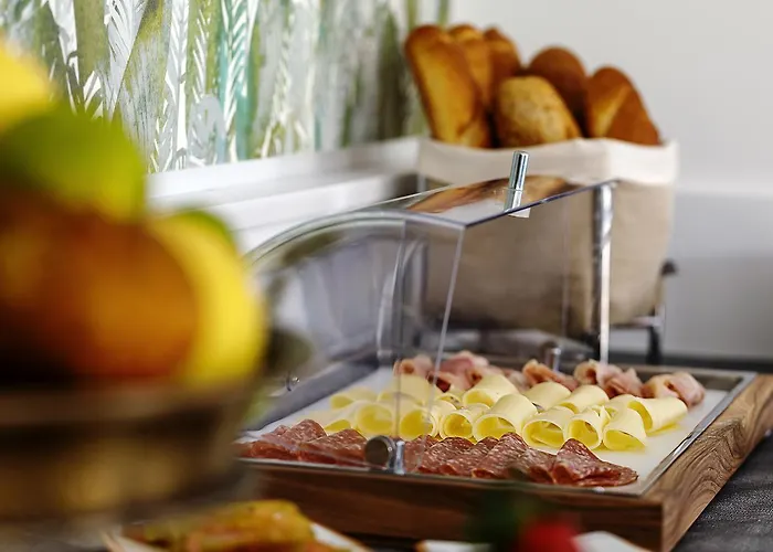 Otel Domo20 & Rooftop 3*